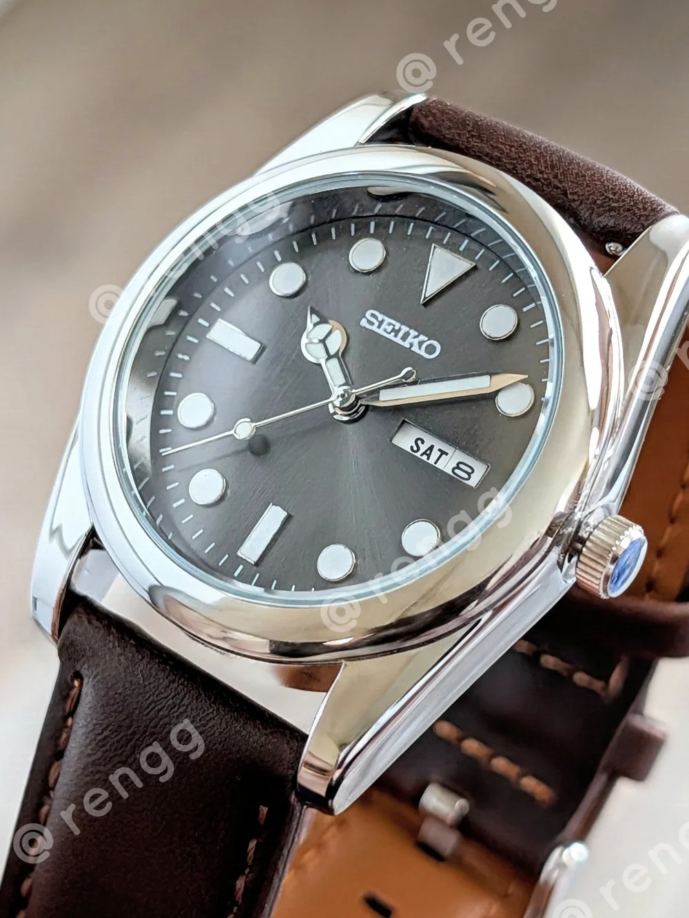 37mm Seiko Men's Mod Dress Watch Day/Date Gray Dial